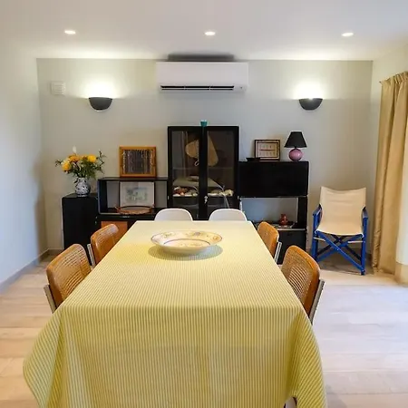 Casa Grace Nyaraló *